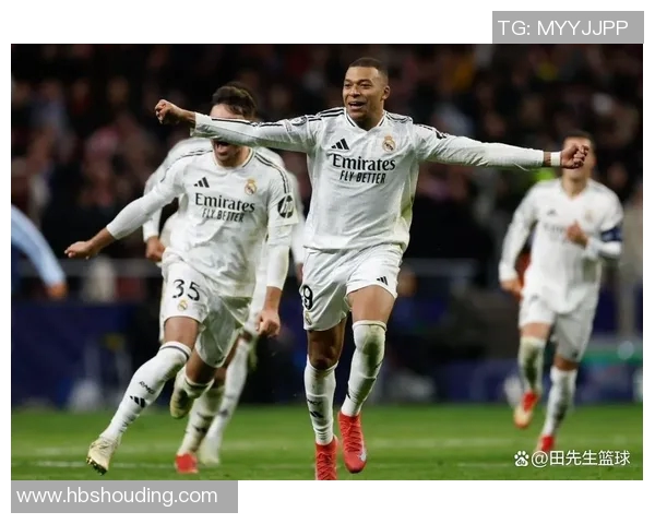 皇马逆转晋级欧冠四强，C罗梅开二度助攻贝尔破门领跑